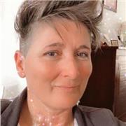 Vous parlerez un français non littéraire adapté pour tous les jours avec des règles de grammaire et vocabulaire simples